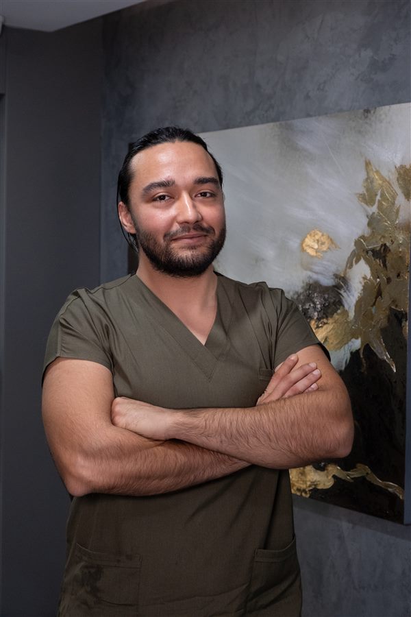 Dr. Fatih Dogan, zirconium crowns and Hollywood smile dentist at DentPrime Antalya